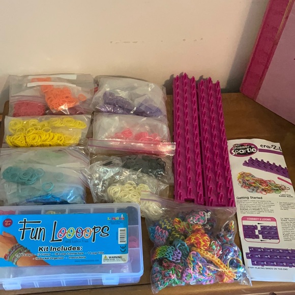 Cra-Z- loom Bracelet Maker - Picture 9 of 9